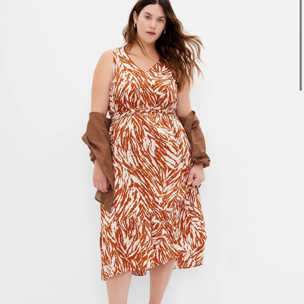 V-Neck Maxi Dress - Brown Zebra